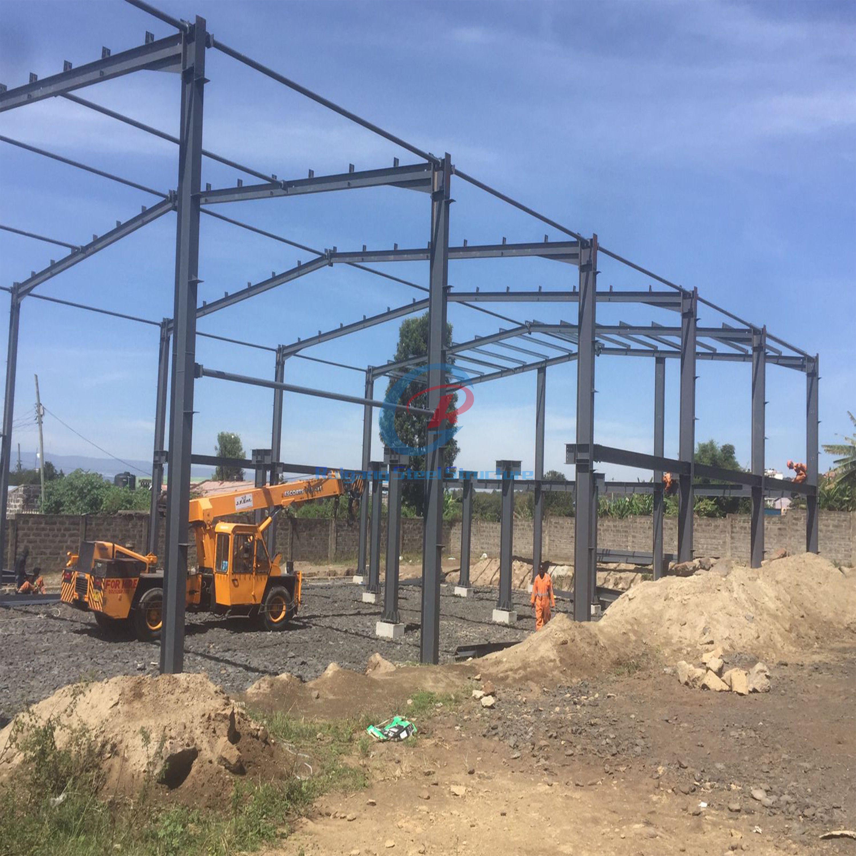 Heavy Load Structure Strong PEB Steel Structure Commercial Building For Heavy Loads / Harsh ...