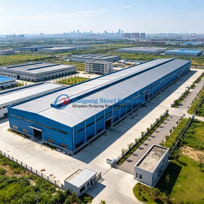 Prefabricated Steel Building with Clear-Span Design Hot-Dip Galvanization and 300 km/h Wind Load Resistance